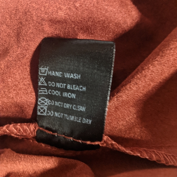 Olivaceous Crop Knot-Front Top Orange S - Picture 8 of 8